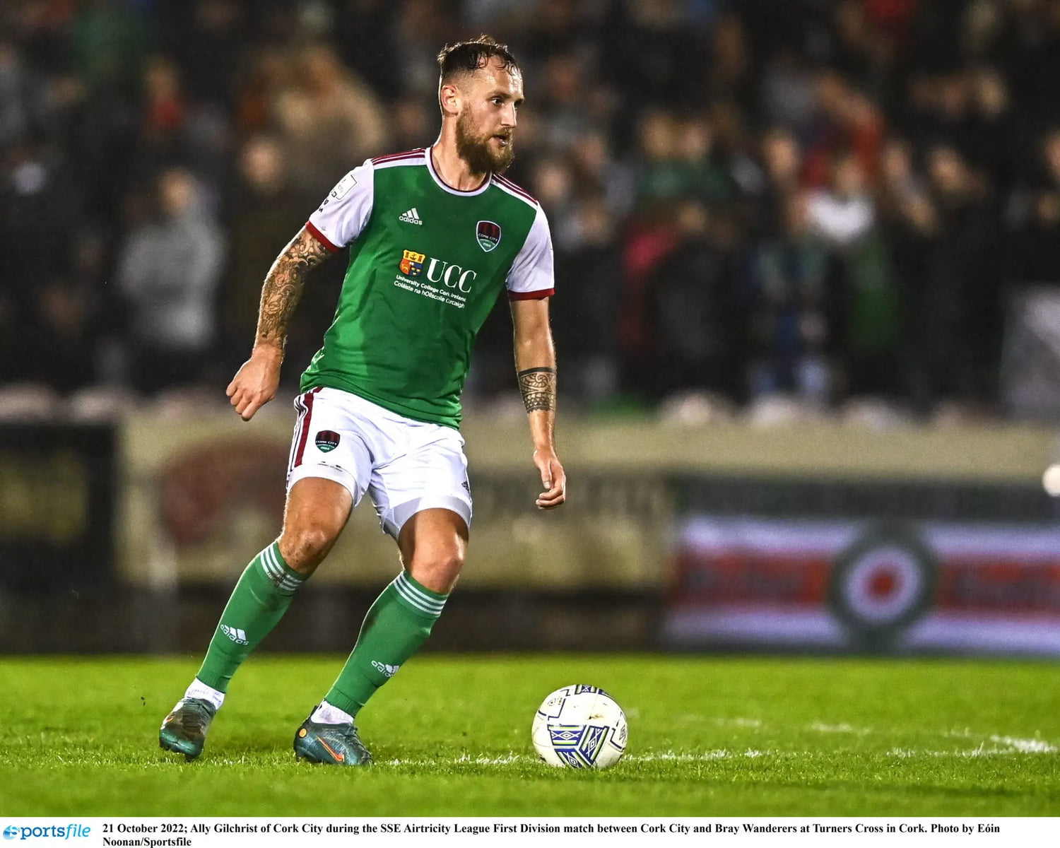 Ally Gilchrist signs new City contract!