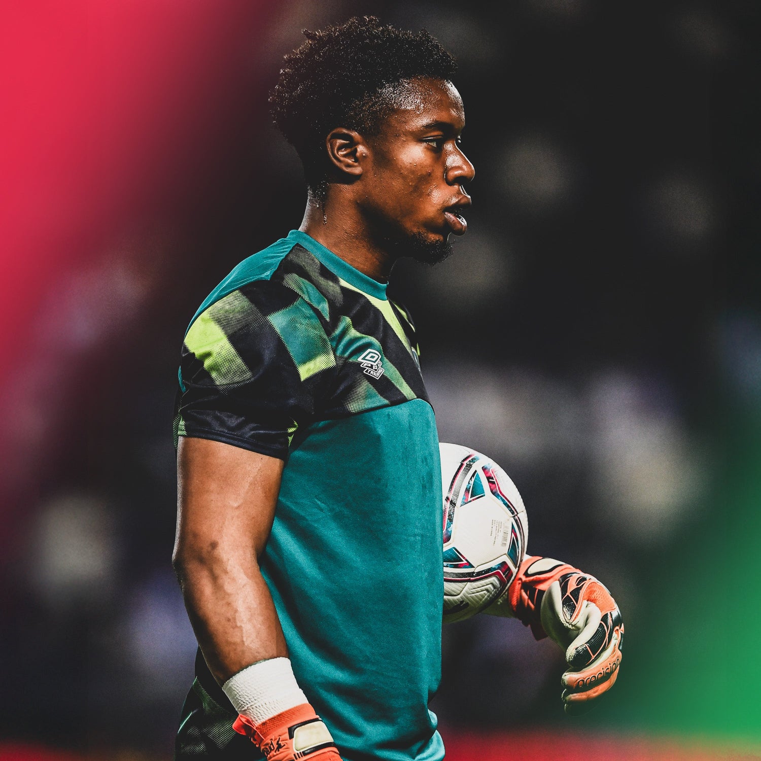 David Odumosu signs for City!