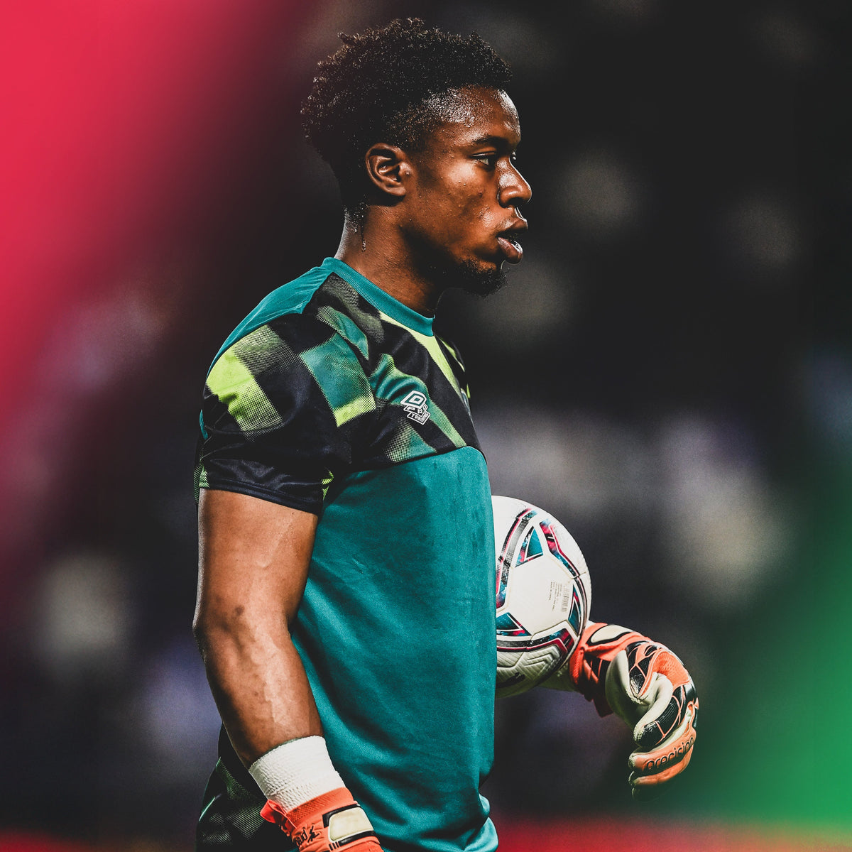 Cork City FC announce the signing of 24-year-old goalkeeper David Odumosu from Cliftonville