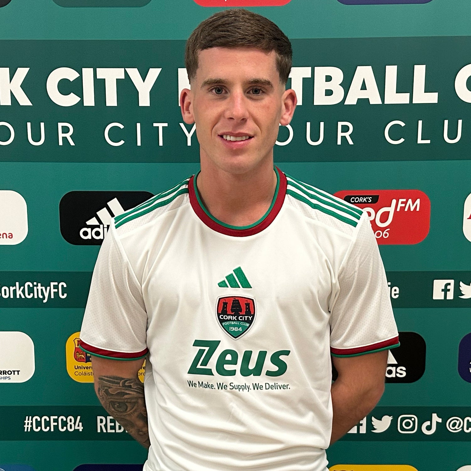Evan McLaughlin Signs for City!