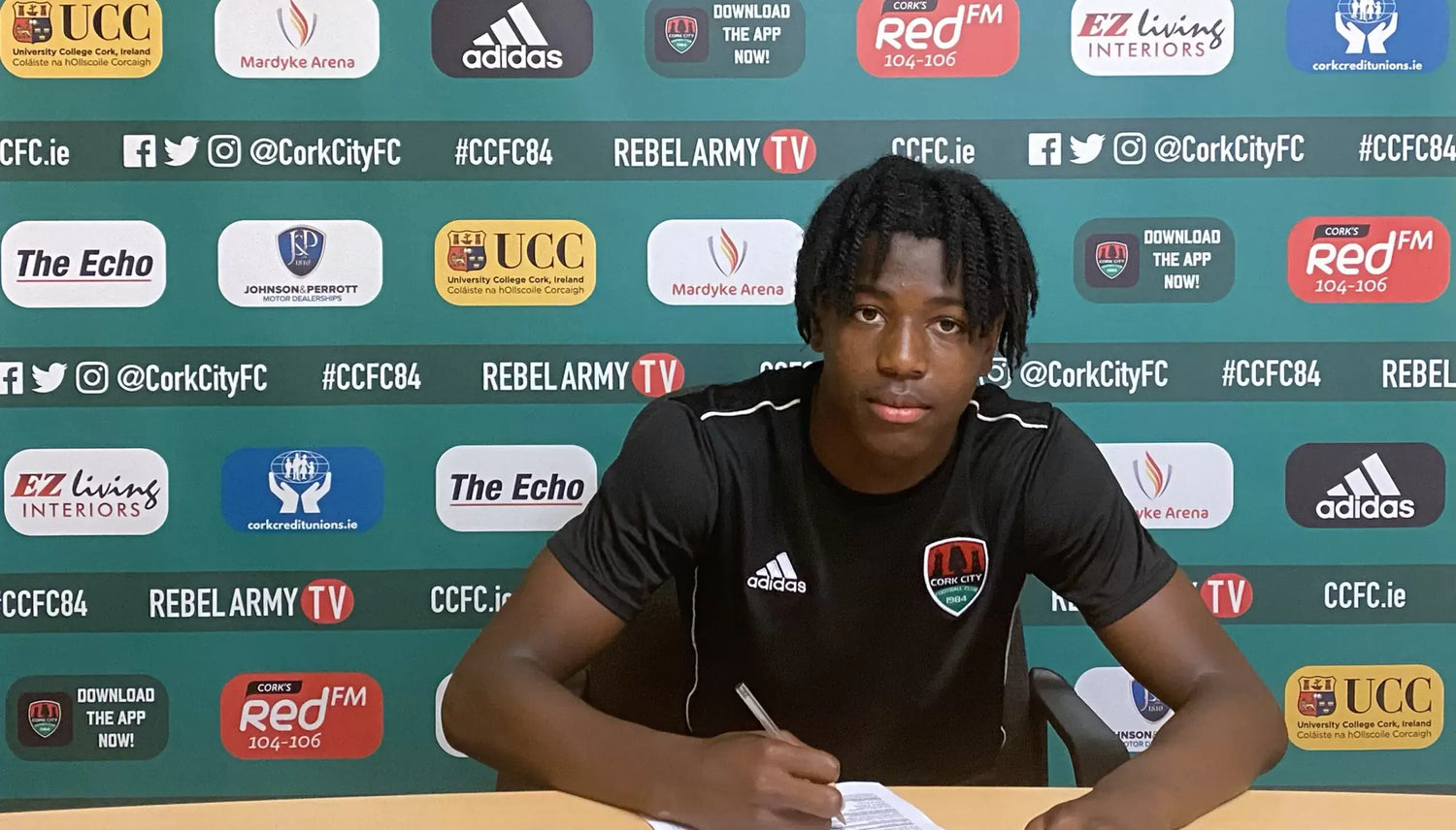 Franco Umeh signs pro contract