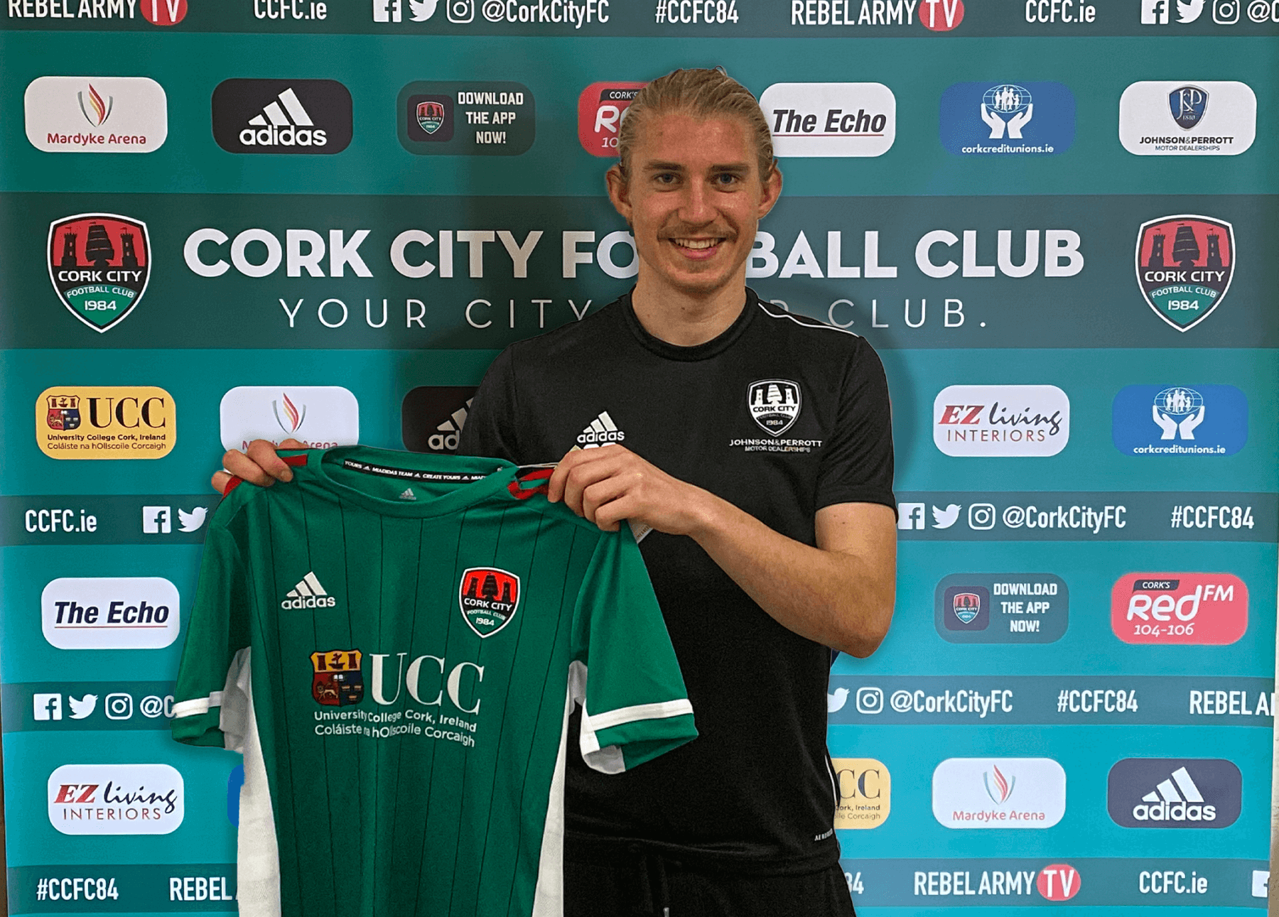 Jonas Häkkinen signs for City!